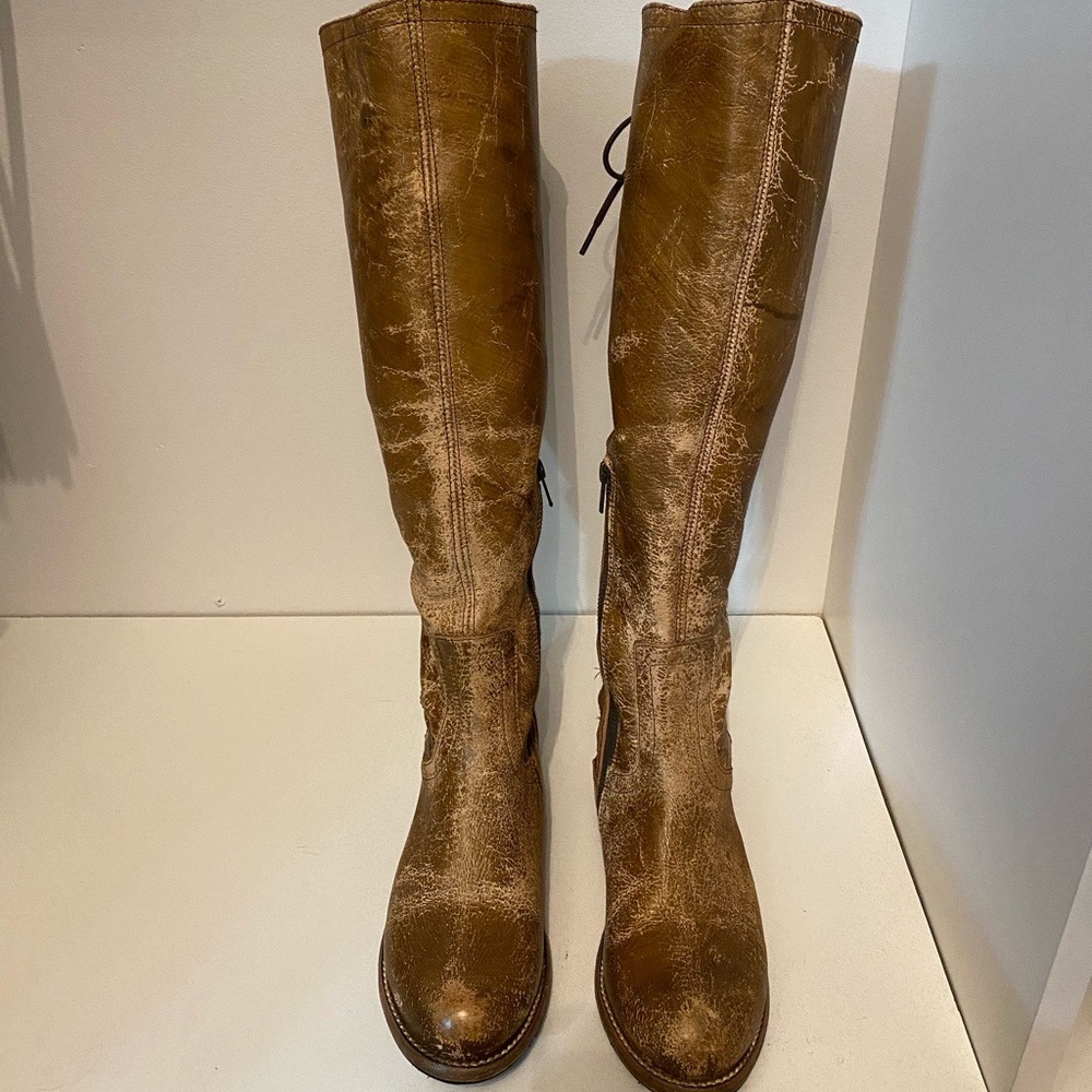 💥WEEKEND SALE💥48 HOUR PRICE DROP💥Bed Stu Surrey lace up boots